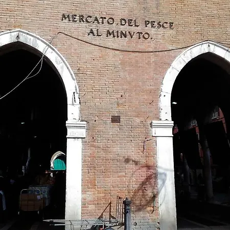 A La Pescaria Studios-2